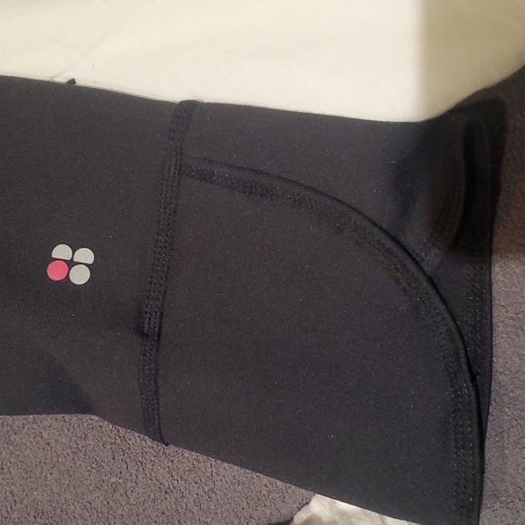 xxs Sweaty Betty Capri knee length NWOT - Picture 3 of 4